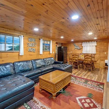 Robbinsville Rental With Deck And Grill Less Than 6 Mi To Town